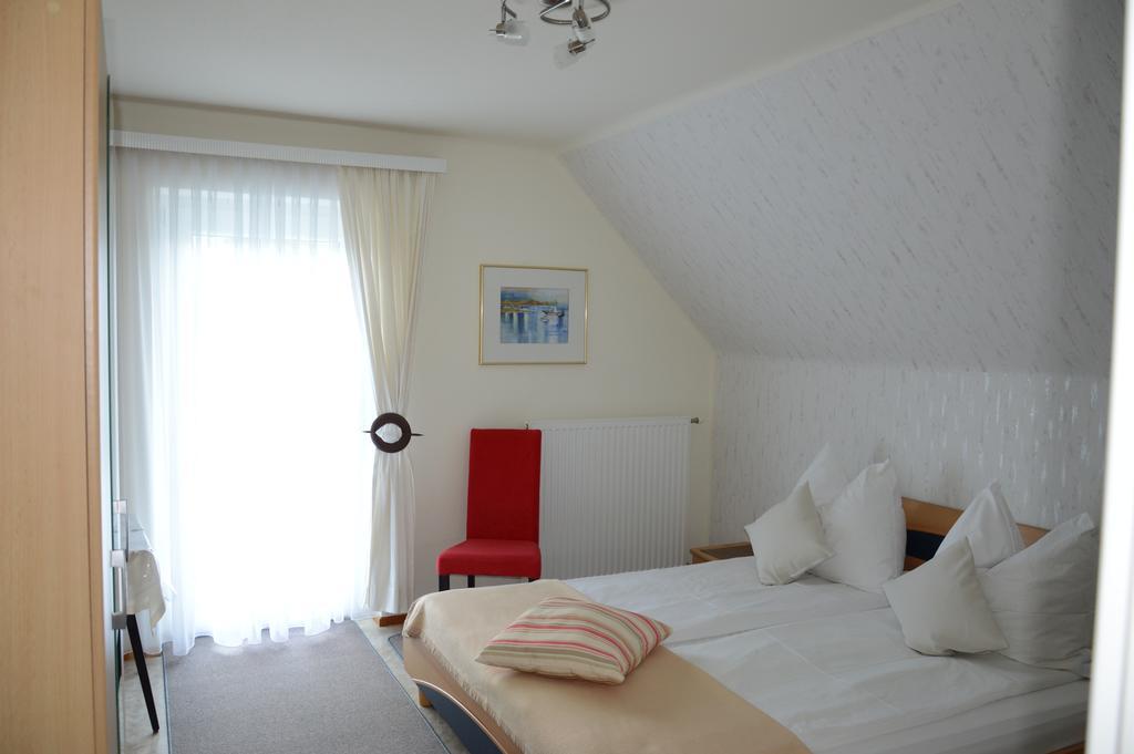 Haus Thon Apartment Bodensdorf Ruang foto