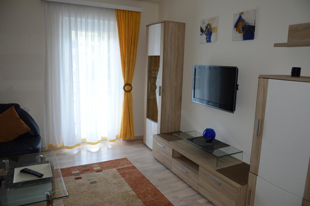 Haus Thon Apartment Bodensdorf Ruang foto