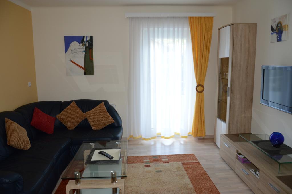 Haus Thon Apartment Bodensdorf Ruang foto