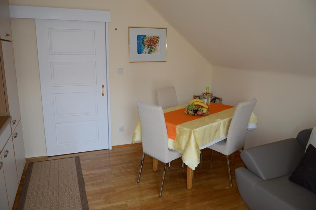 Haus Thon Apartment Bodensdorf Bagian luar foto